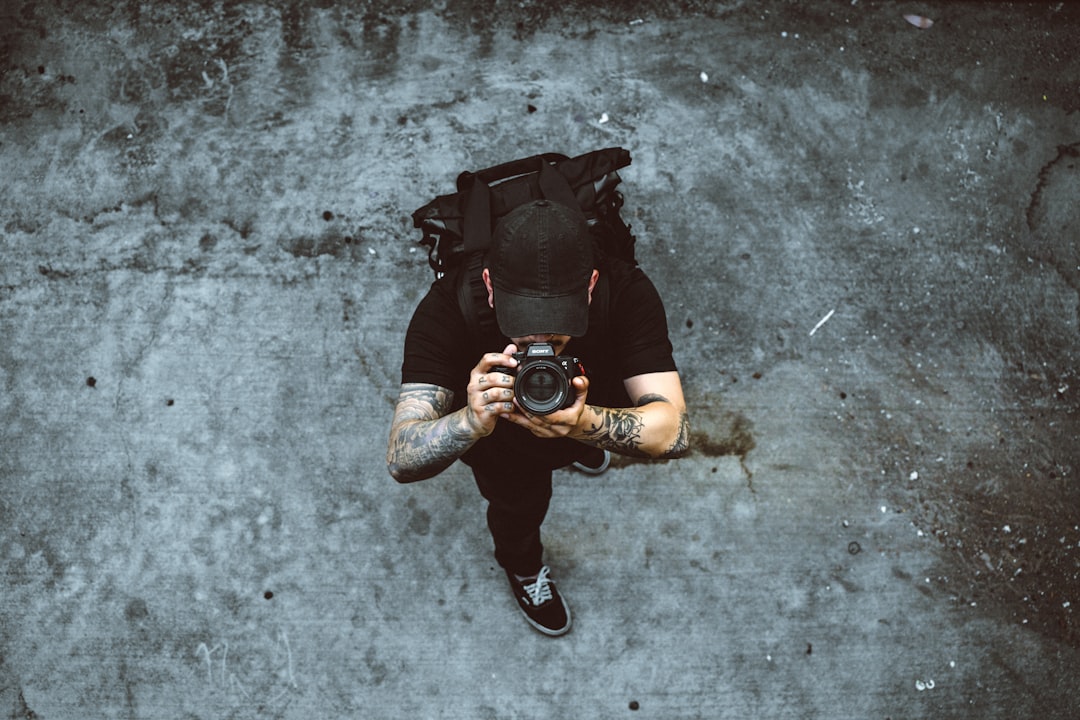 best poses for engagement photos
